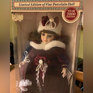 NWT Limited Edition Fine Porcelain Doll